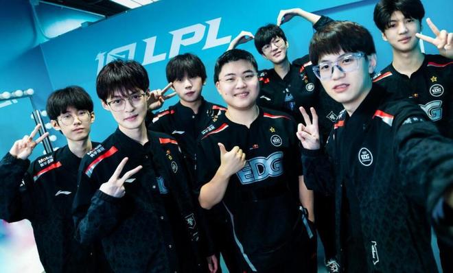 同时在对手 同时在对手