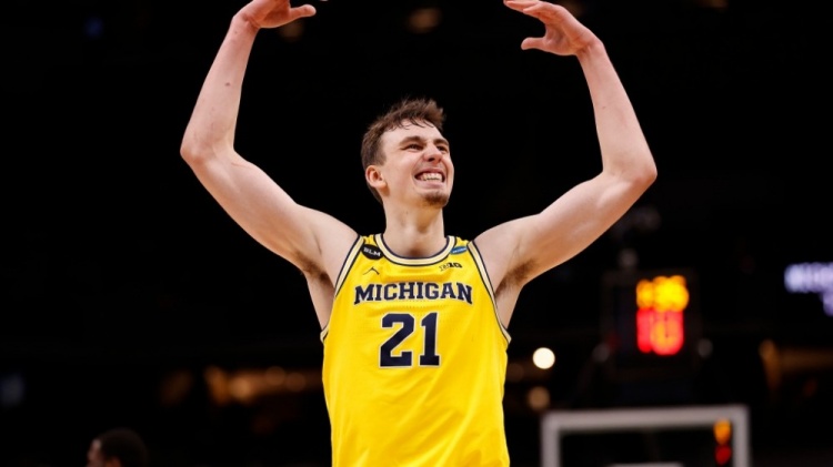 冠双线作战 冠双线作战