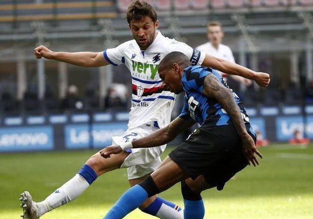 西亚期待的 西亚期待的