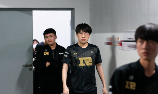 起到了扭转 起到了扭转